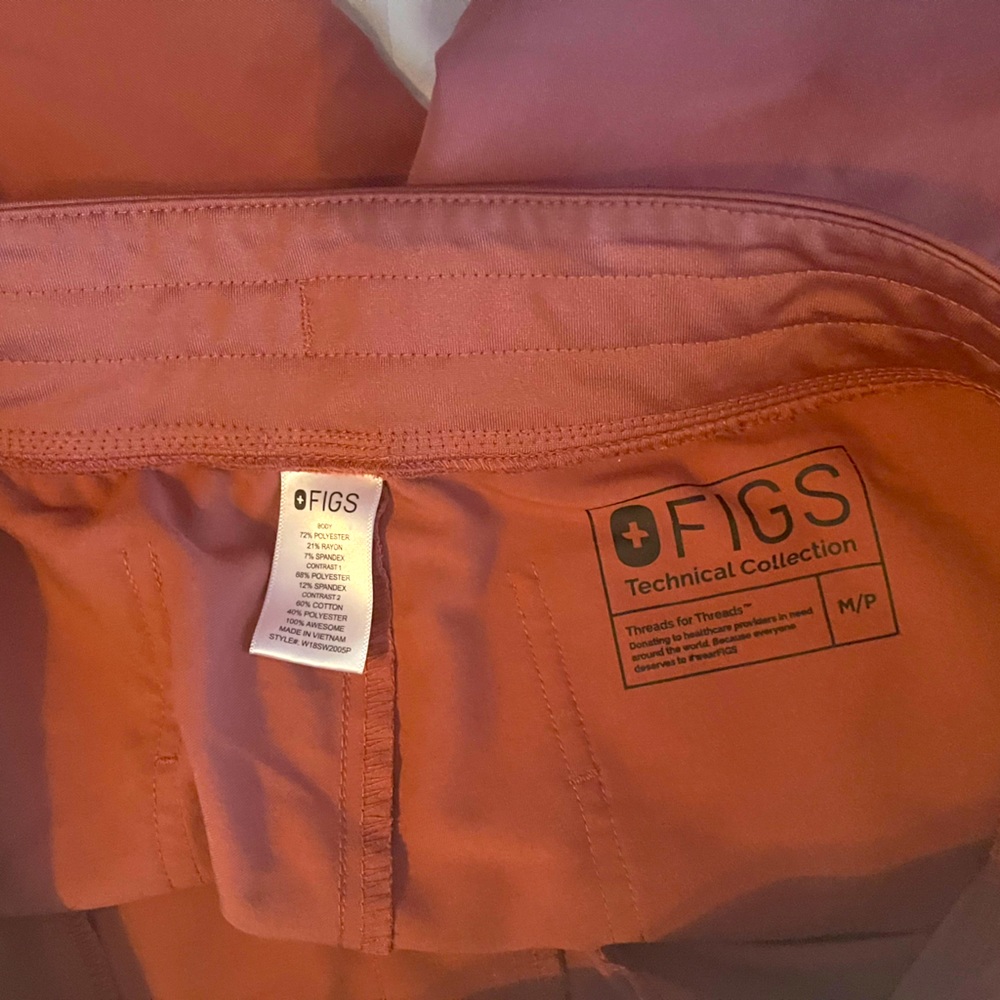 Med Petite Mauve joggers
